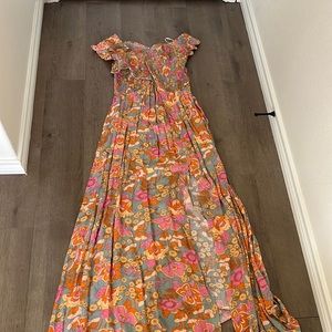 Aakaa Dress Size Large
